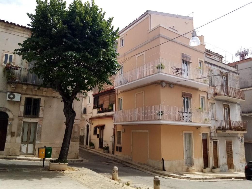 Piazza Salvatore 7, Gocce Di Sicilia 라구사 외부 사진